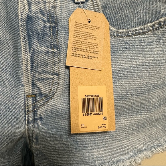 LEVIS 501 Jean Cut Off Short - Picture 2 of 5